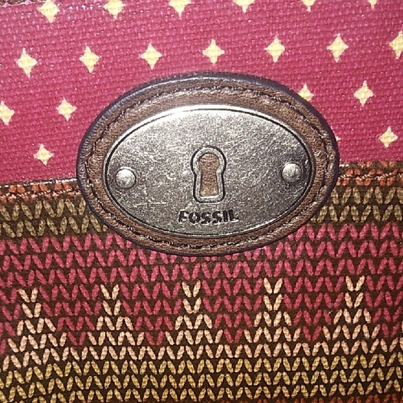 Fossil Red and Yellow Laptop Bag with Elegant Design - Picture 3 of 5